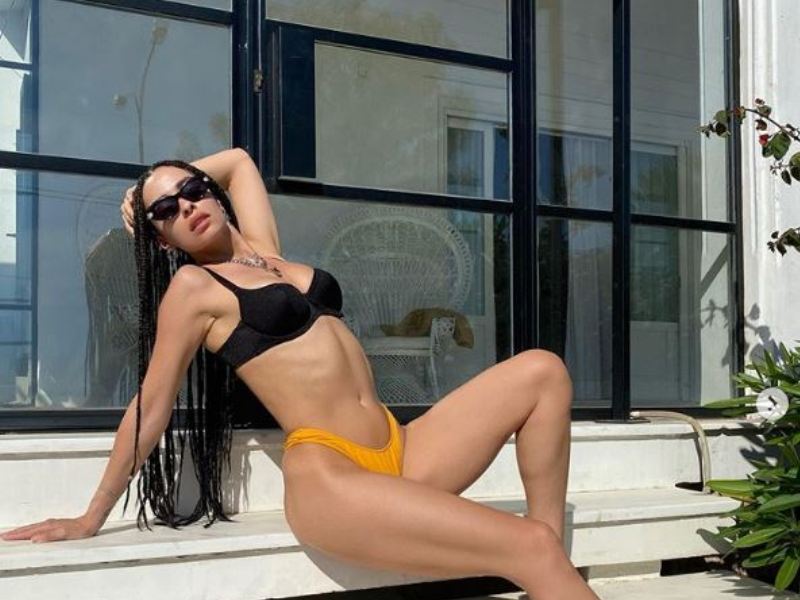 elenh foureira hliotherapeia1